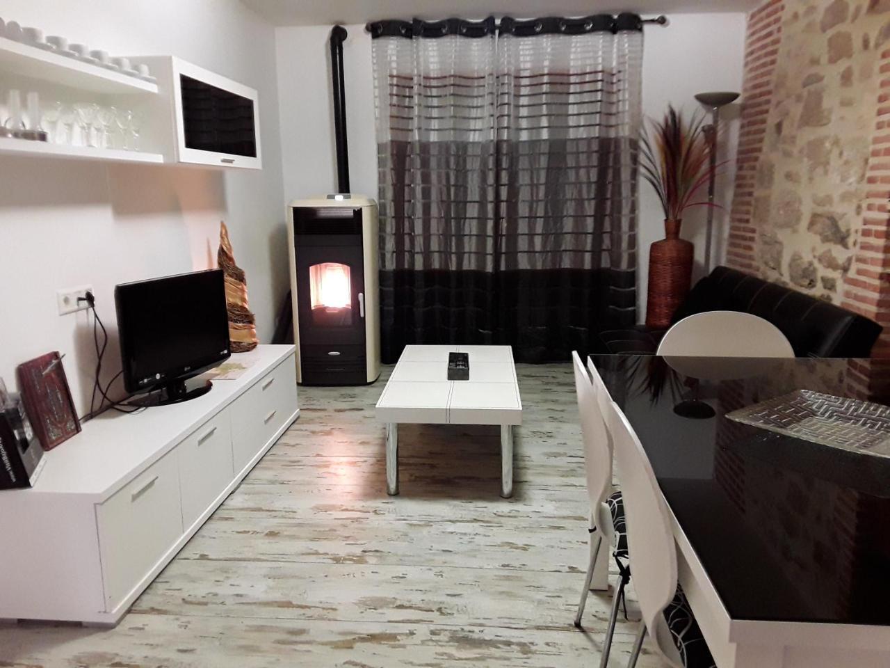 Casa Ramon Y Cajal Alcañiz Εξωτερικό φωτογραφία